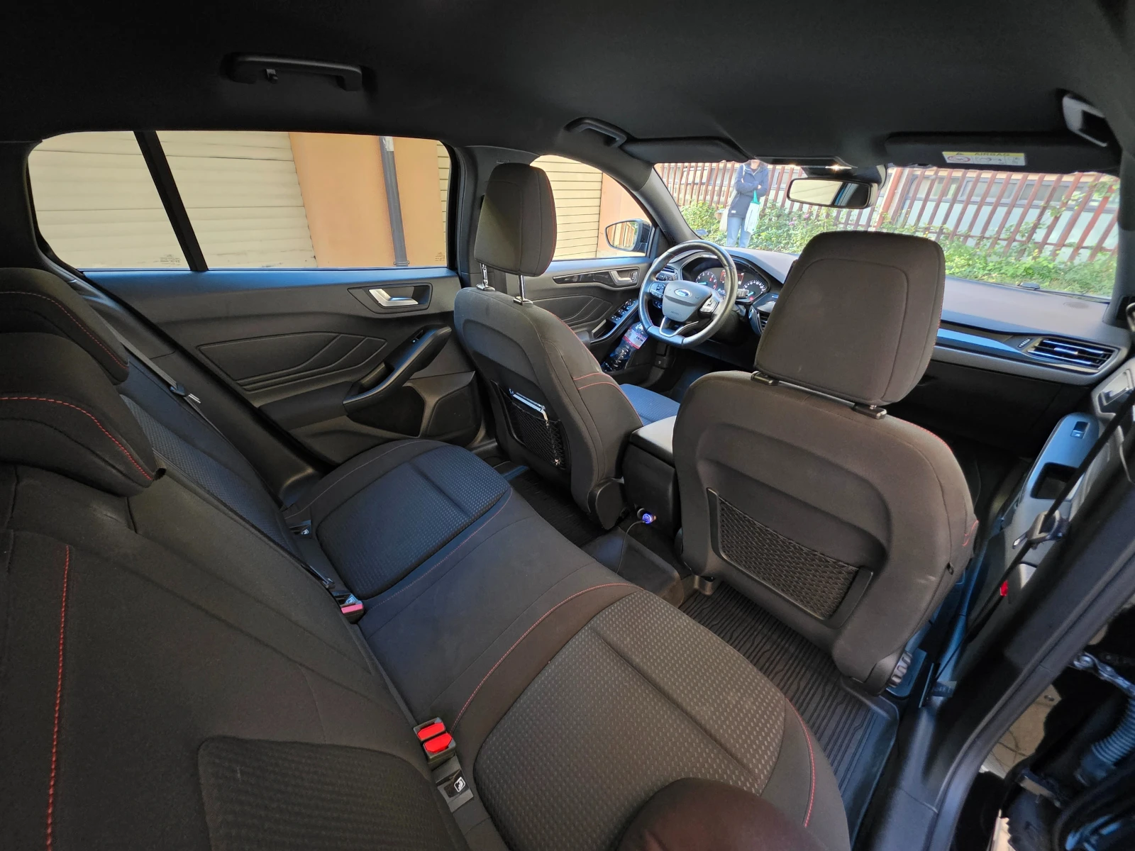 Ford Focus Автоматик, комби, ST-Line, снимка 4 - Автомобили и джипове - 56336671