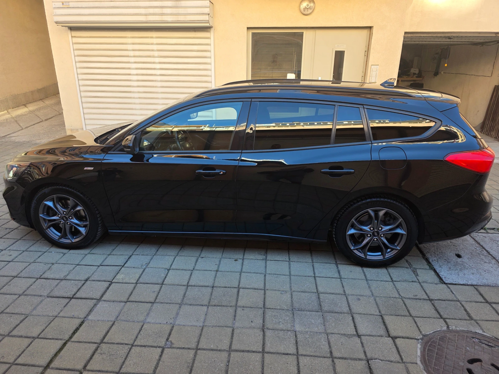 Ford Focus Автоматик, комби, ST-Line, снимка 3 - Автомобили и джипове - 56336671