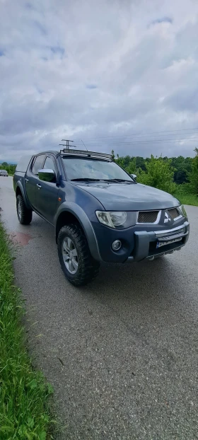 Mitsubishi L200 2.5 178к.с, снимка 3