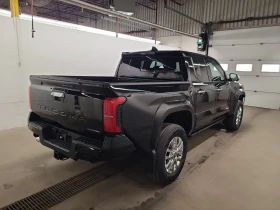 Toyota Tacoma * HYBRID CREW CAB SHORT BED * CARFAX * БЕЗ ПЪРВОНА, снимка 3