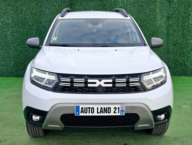 Dacia Duster 1.0TCE* LPG* 11000км* КАМЕРА 360, снимка 2 - Автомобили и джипове - 48822901