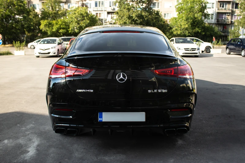 Mercedes-Benz GLE 63 S AMG Coupe* Exclusive* Carbon* Burmester* , снимка 3 - Автомобили и джипове - 51542465