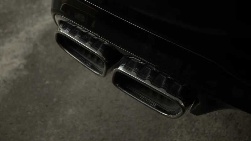 Mercedes-Benz GLE 63 S AMG Coupe* Exclusive* Carbon* Burmester* , снимка 6 - Автомобили и джипове - 51542465