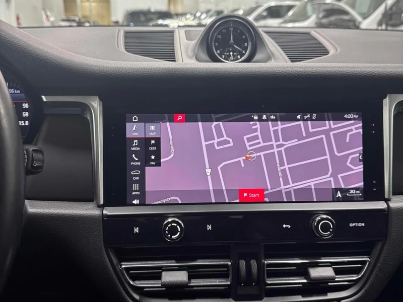 Porsche Macan * AWD * CARFAX * БЕЗ ПЪРВОНАЧАЛНА ВНОСКА, снимка 9 - Автомобили и джипове - 52673962