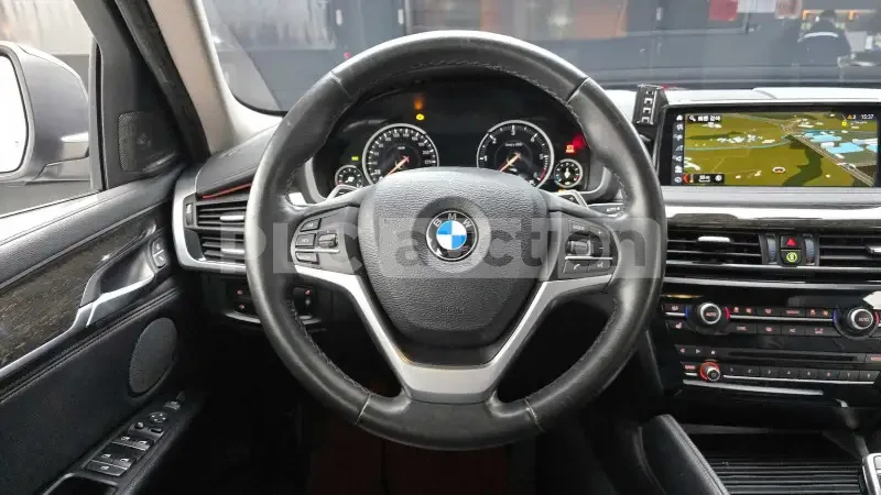 BMW X6 Навигационна система* Кожен салон* Head-Up дисплей, снимка 13 - Автомобили и джипове - 54064169