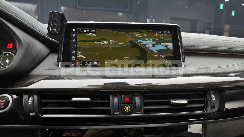 BMW X6 Навигационна система* Кожен салон* Head-Up дисплей, снимка 15 - Автомобили и джипове - 54064169