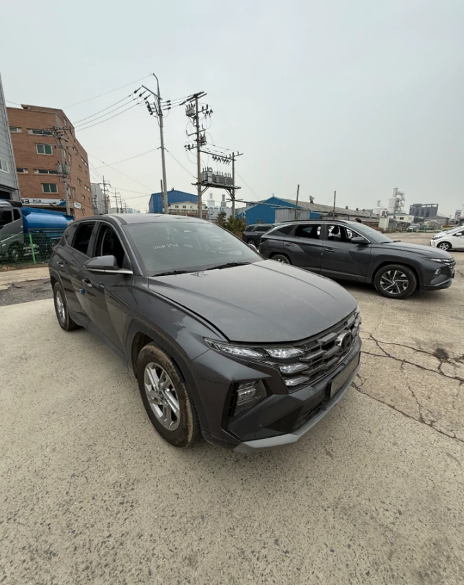 Hyundai Tucson 2.0 CRDI 4x4 , снимка 2 - Автомобили и джипове - 54608692