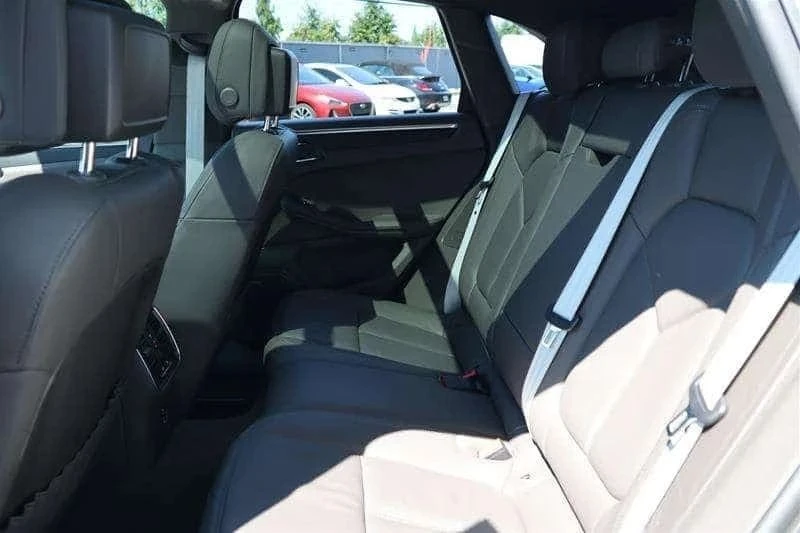 Porsche Macan, снимка 11 - Автомобили и джипове - 56688662