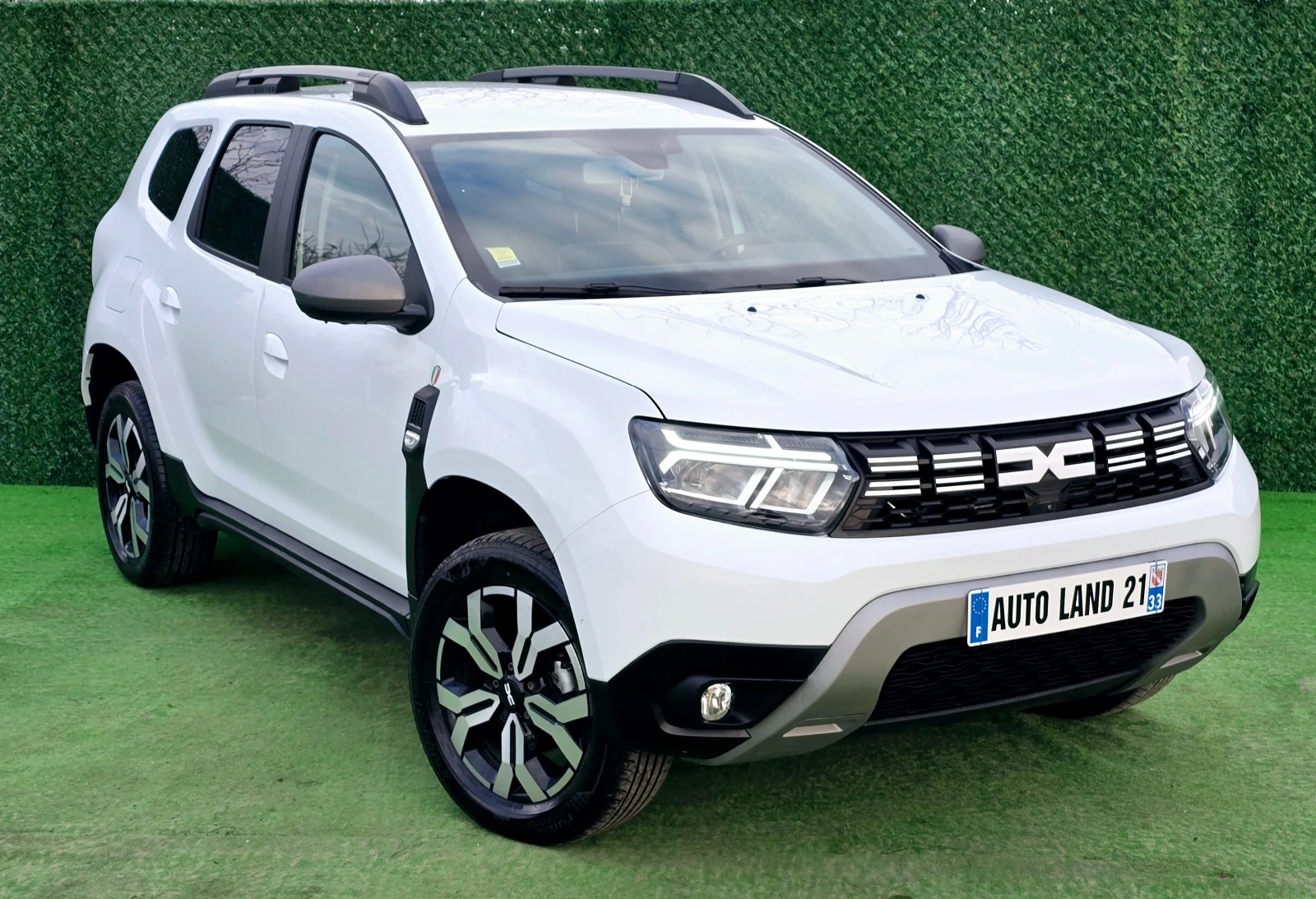 Dacia Duster 1.0TCE* LPG* 11000км* КАМЕРА 360 - изображение 3