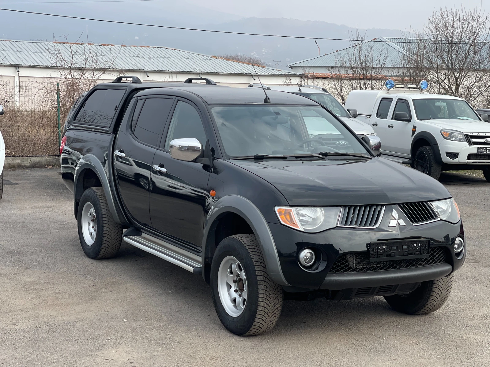 Mitsubishi L200 2.5Di-D 4x4 Instyle - изображение 9