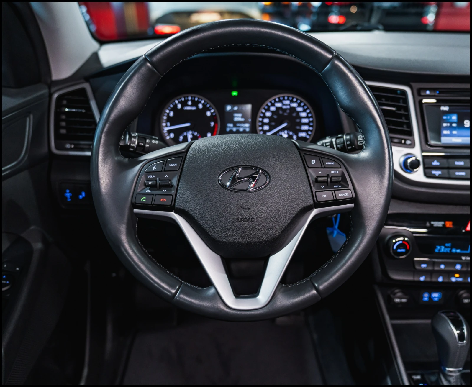 Hyundai Tucson 1.6T* AWD, снимка 9 - Автомобили и джипове - 53812423