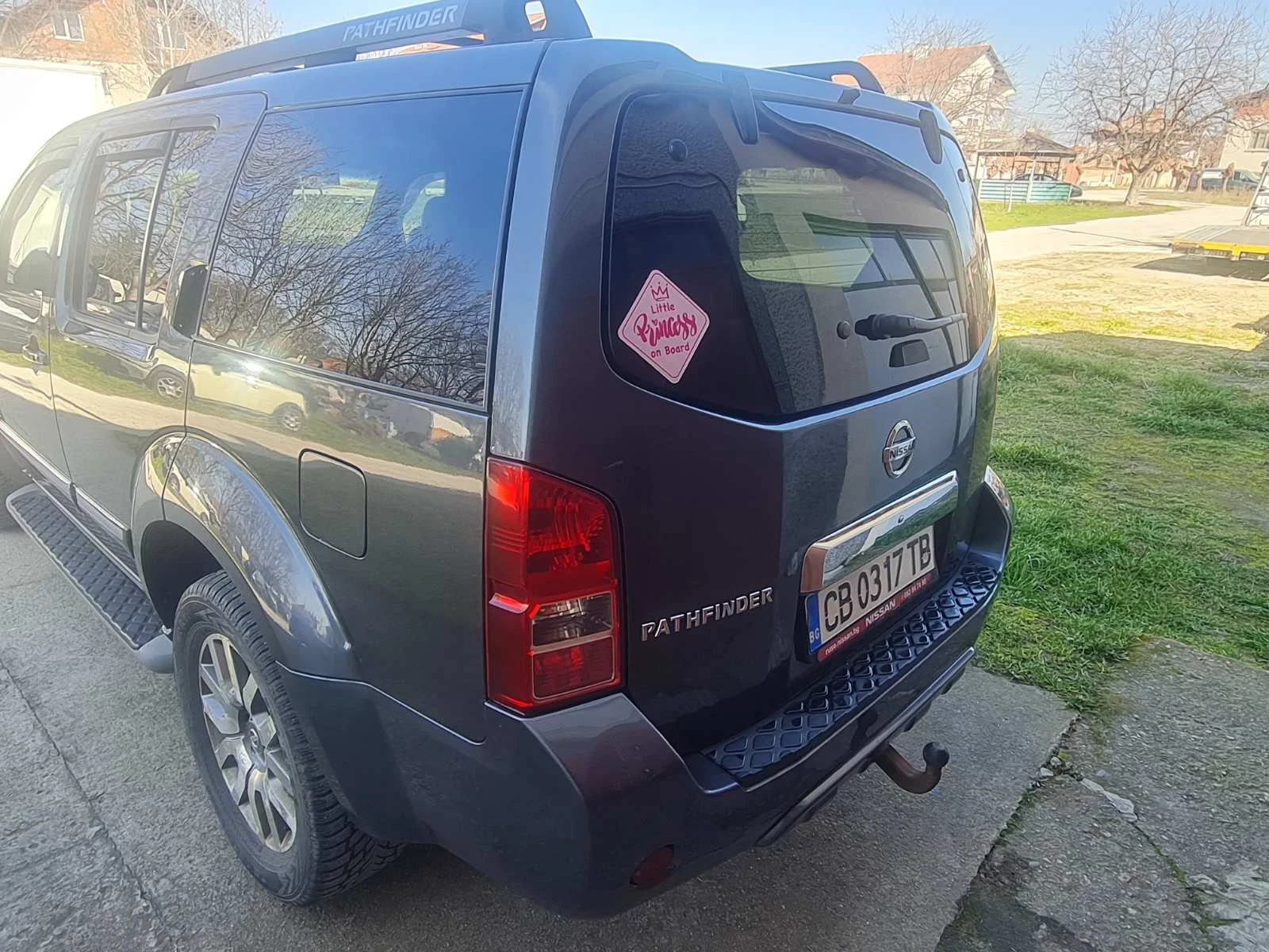 Nissan Pathfinder, снимка 11 - Автомобили и джипове - 53829367