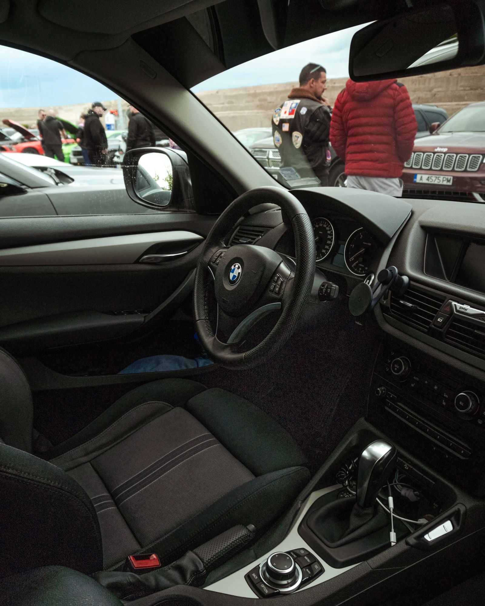 BMW X1 2.3d xDrive, сменени вериги, демпферна шайба..., снимка 5 - Автомобили и джипове - 53934328