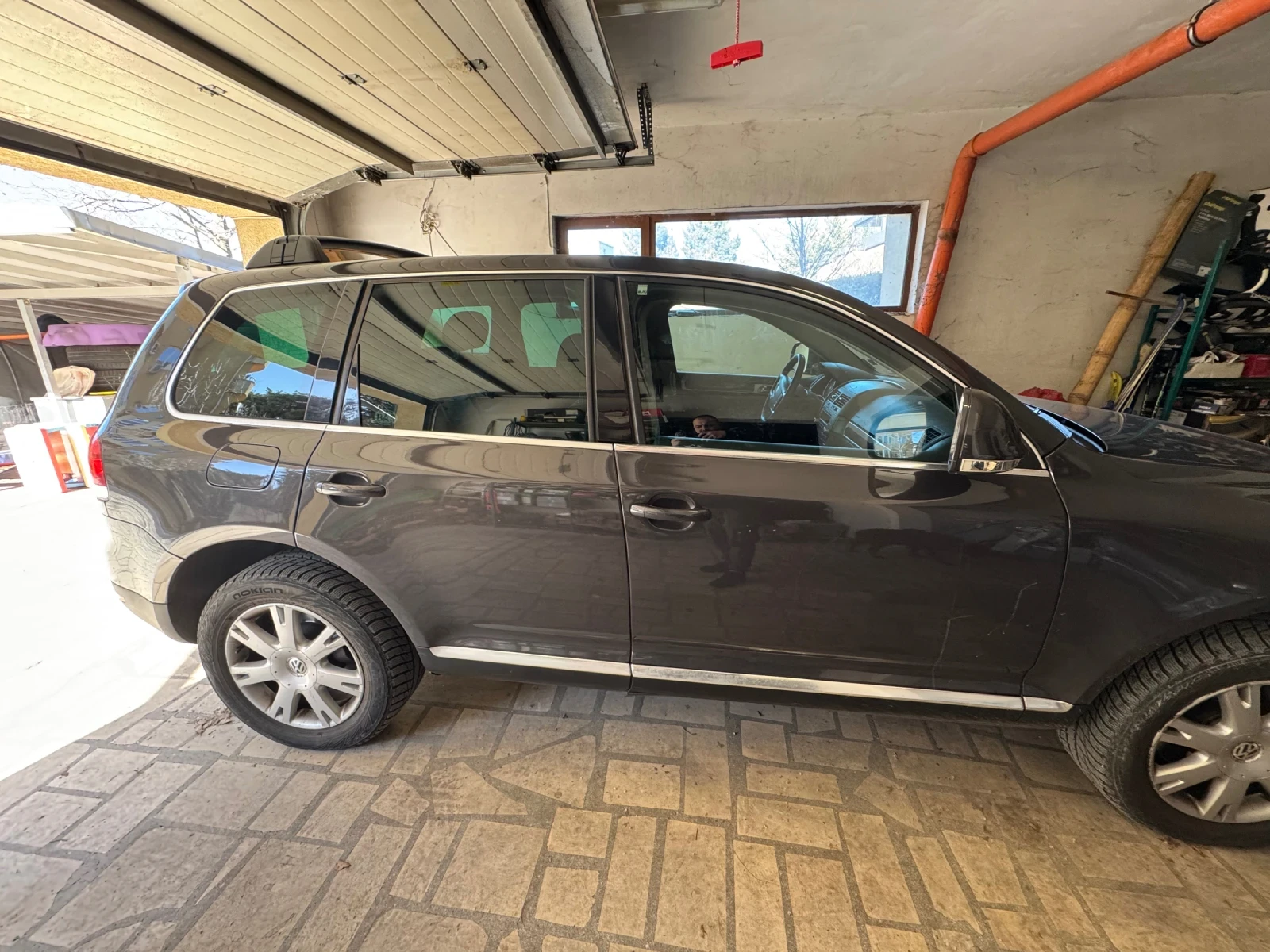 VW Touareg, снимка 2 - Автомобили и джипове - 53950243