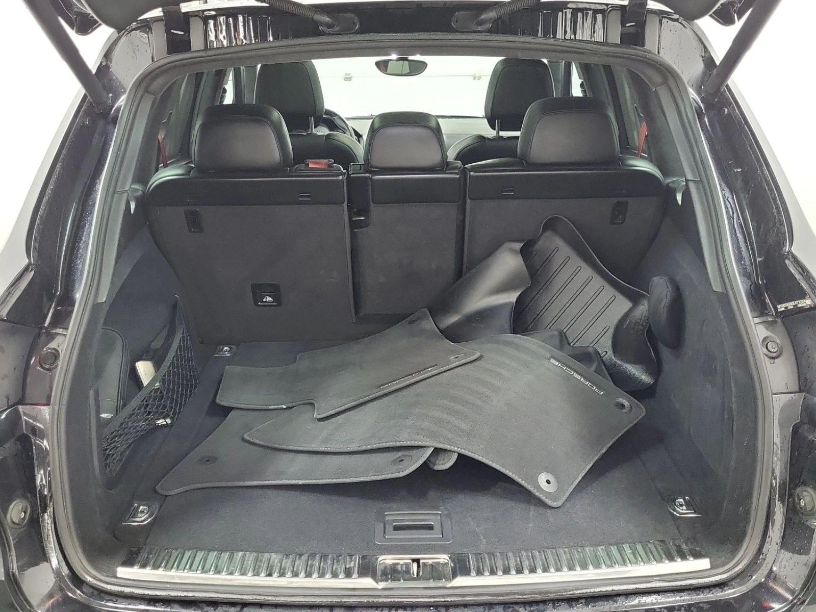 Porsche Cayenne GTS РЕГИСТАЦИЯ+ ОБСЛУЖВАНЕ, снимка 14 - Автомобили и джипове - 54125937