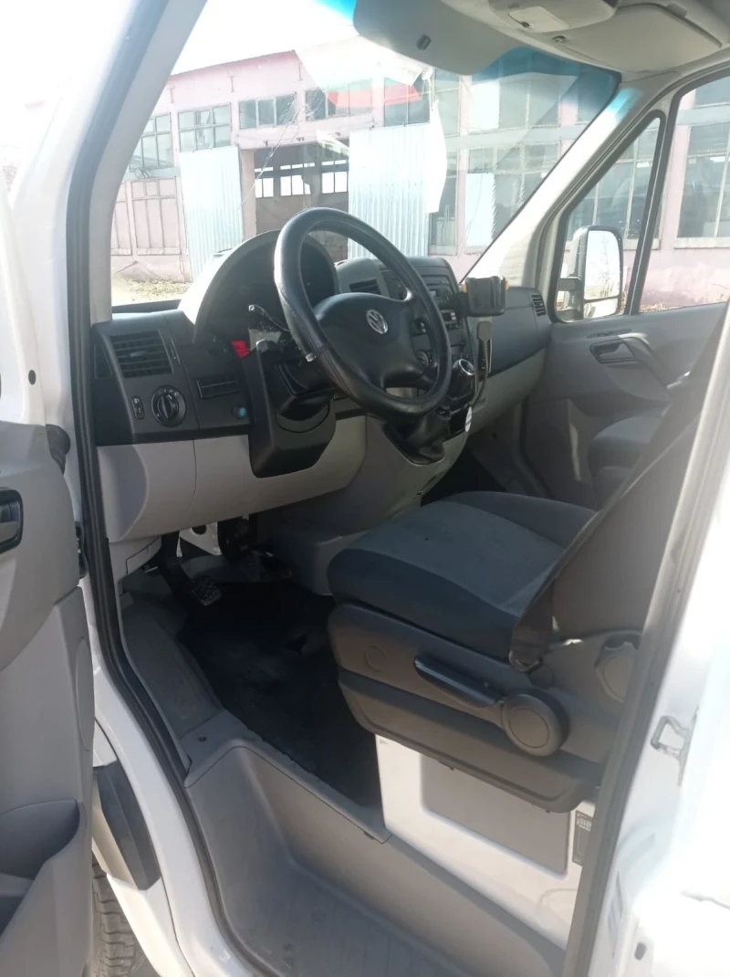 VW Crafter, снимка 7 - Бусове и автобуси - 48364831