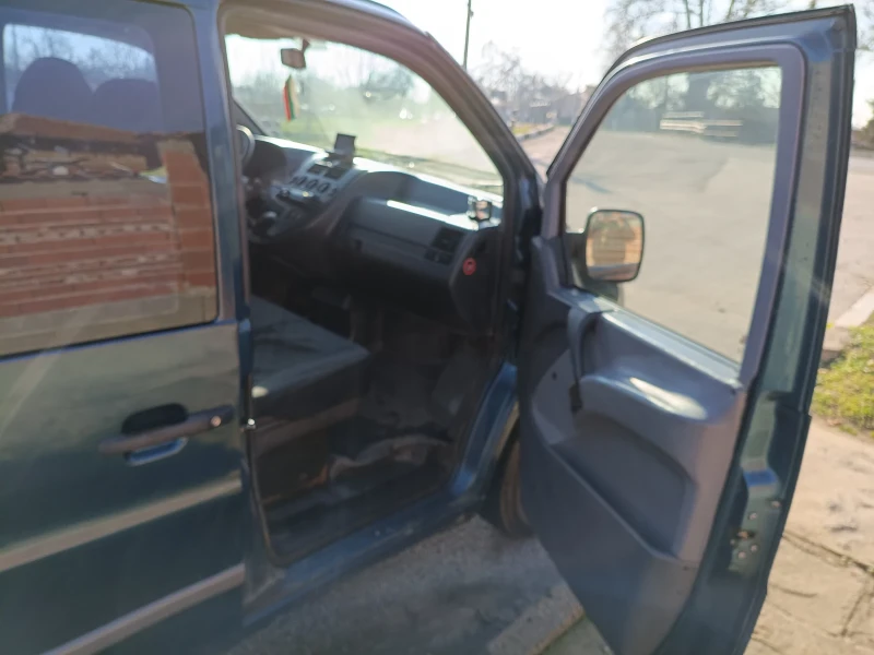 Mercedes-Benz Vito 110D, снимка 9 - Бусове и автобуси - 52792575