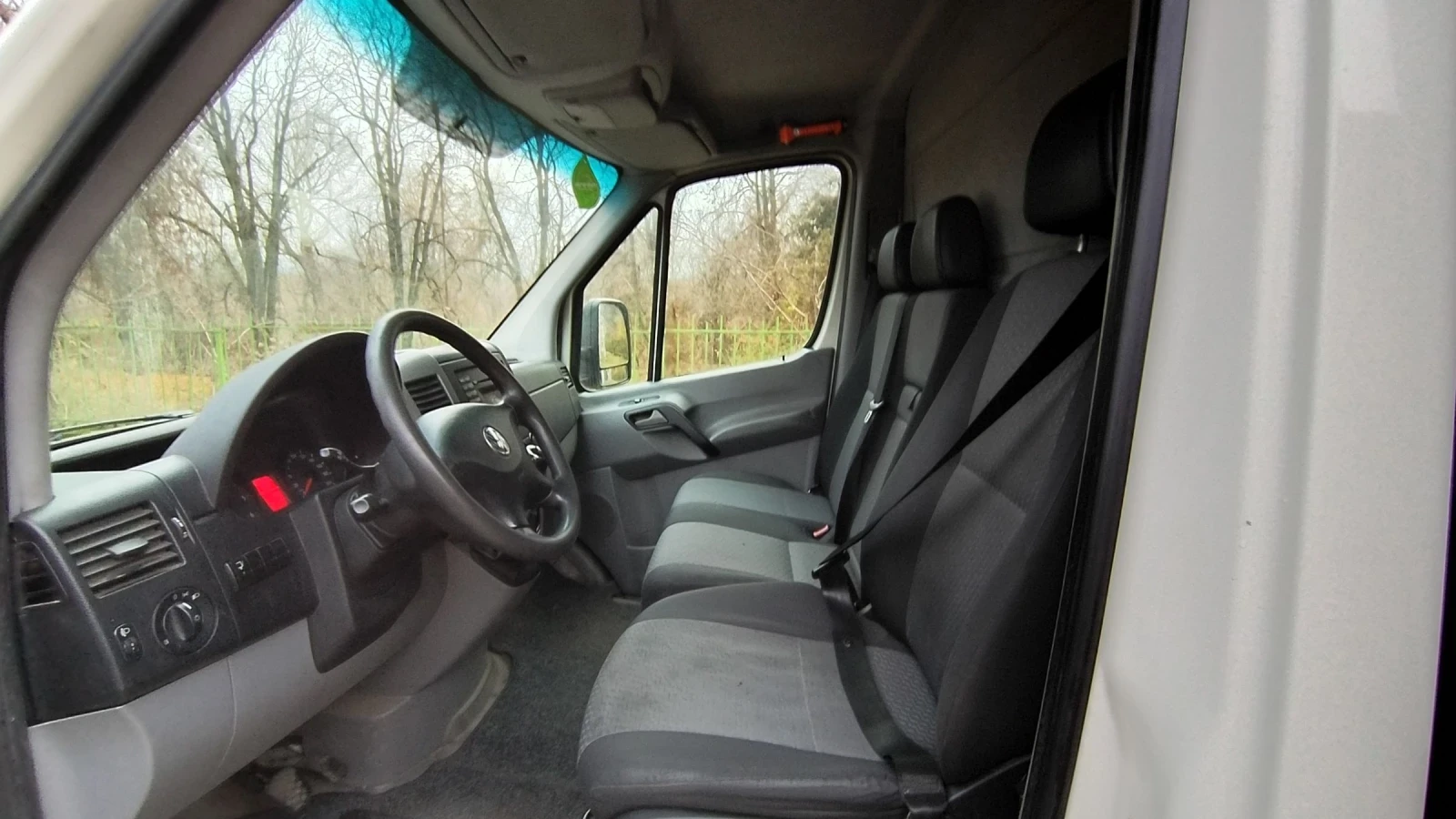 VW Crafter 2.0 TDI  - изображение 10