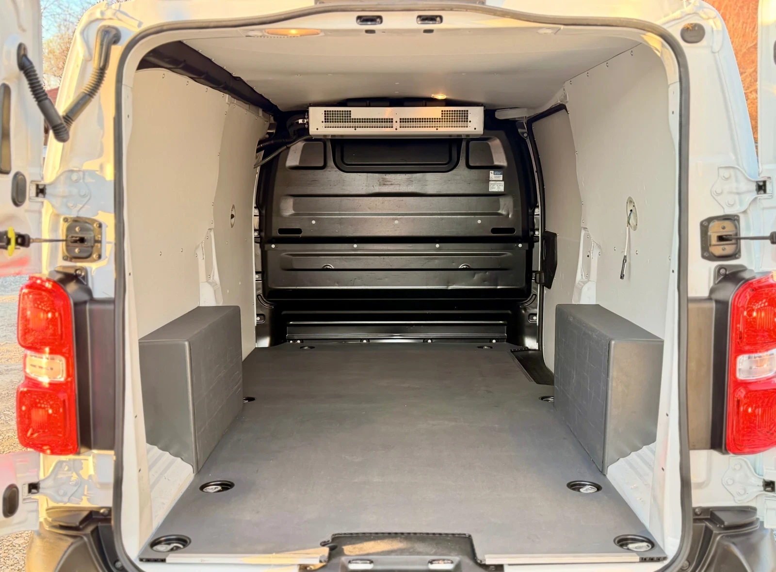 Opel Vivaro 2.0 D - 144�.� * �������� 0 C + 30 C* * ���� ���*  | Mobile.bg � ����������� 12