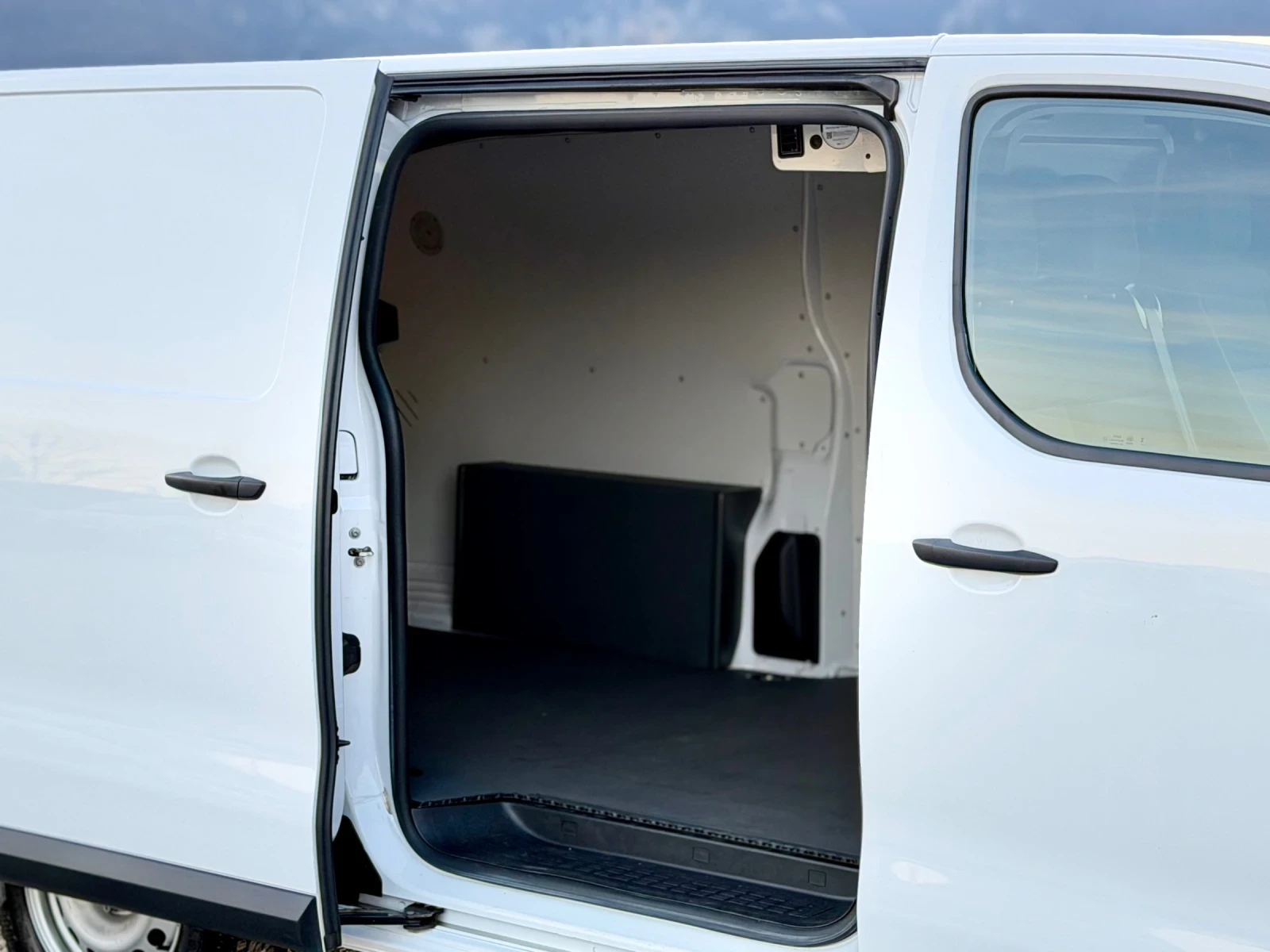 Opel Vivaro 2.0 D - 144�.� * �������� 0 C + 30 C* * ���� ���*  | Mobile.bg � ����������� 11