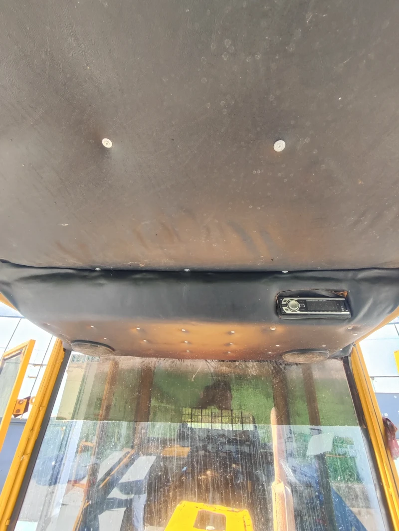 Трактор Болгар ТК 80, снимка 9 - Селскостопанска техника - 52497262