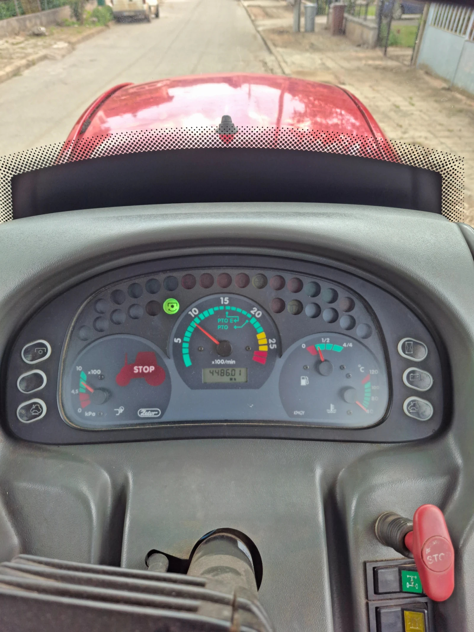 Трактор Zetor Proxima 100, снимка 13 - Селскостопанска техника - 54725184