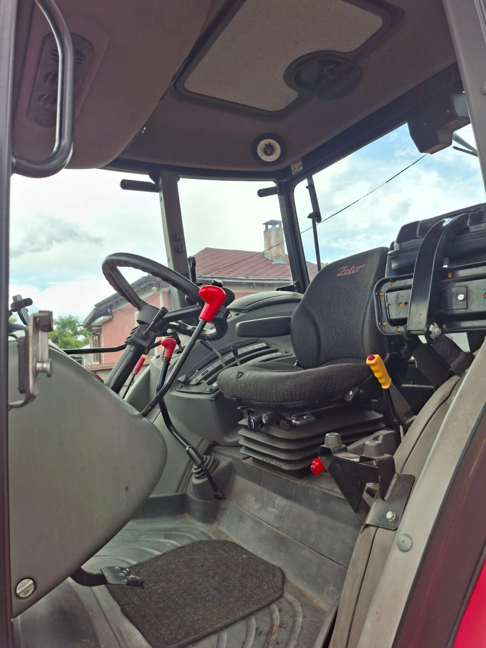 Трактор Zetor Proxima 100, снимка 9 - Селскостопанска техника - 54725184