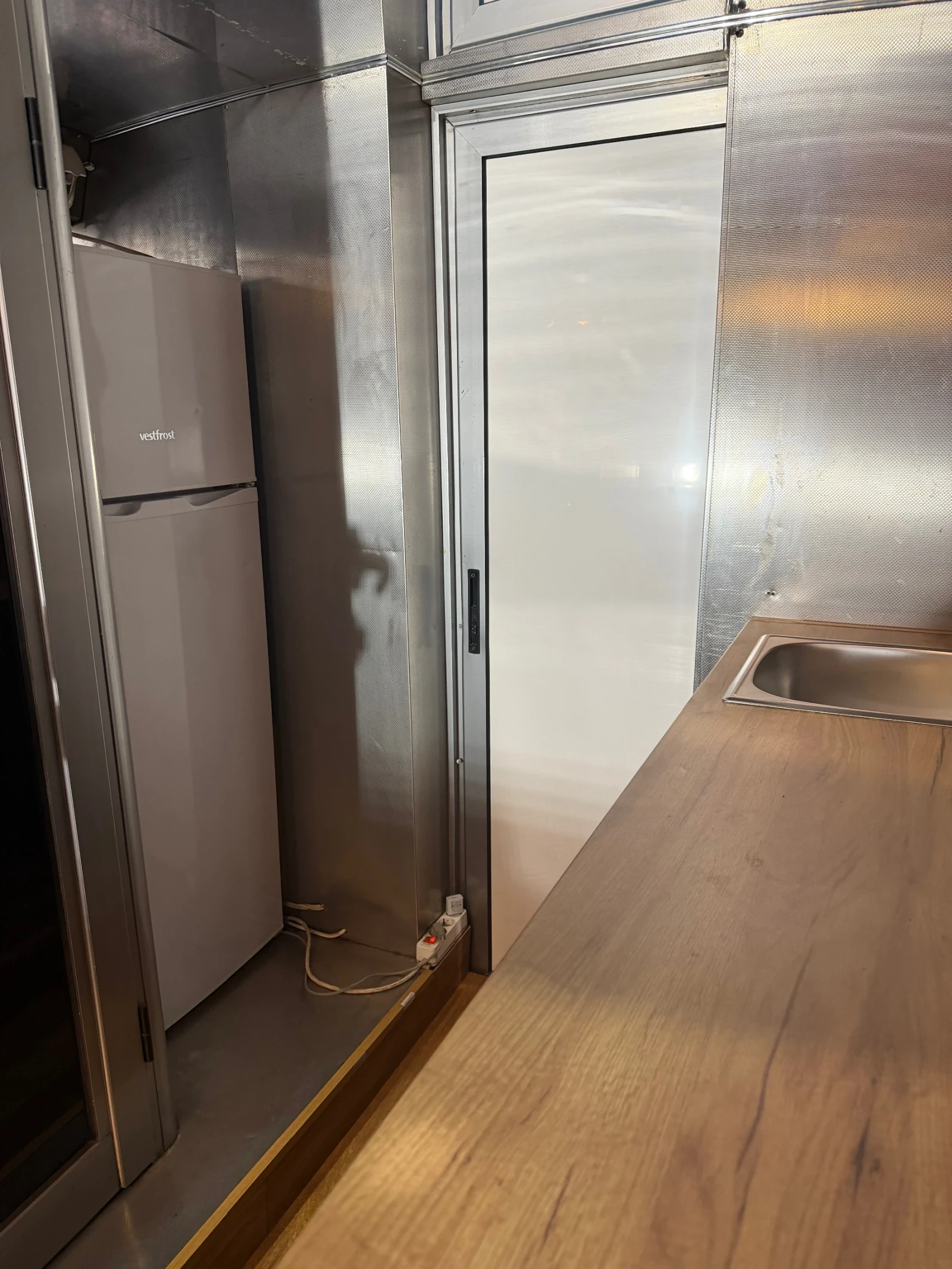 �������� ��������� �������� | Mobile.bg � ����������� 16