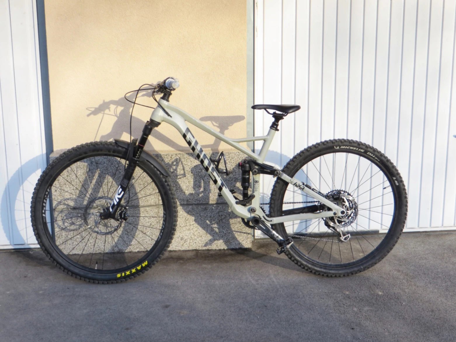 ��������� Ghost SLAMR 4.9 | Mobile.bg � ����������� 2