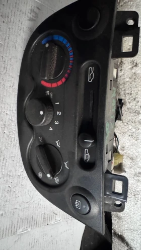 Климатичен блок / панел / табло зa Chevrolet Spark - 95979291, снимка 1