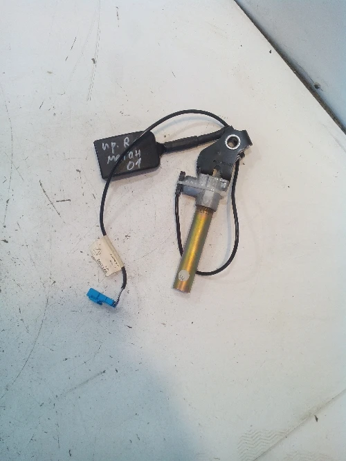 Преден десен пиропатрон за Рено Меган