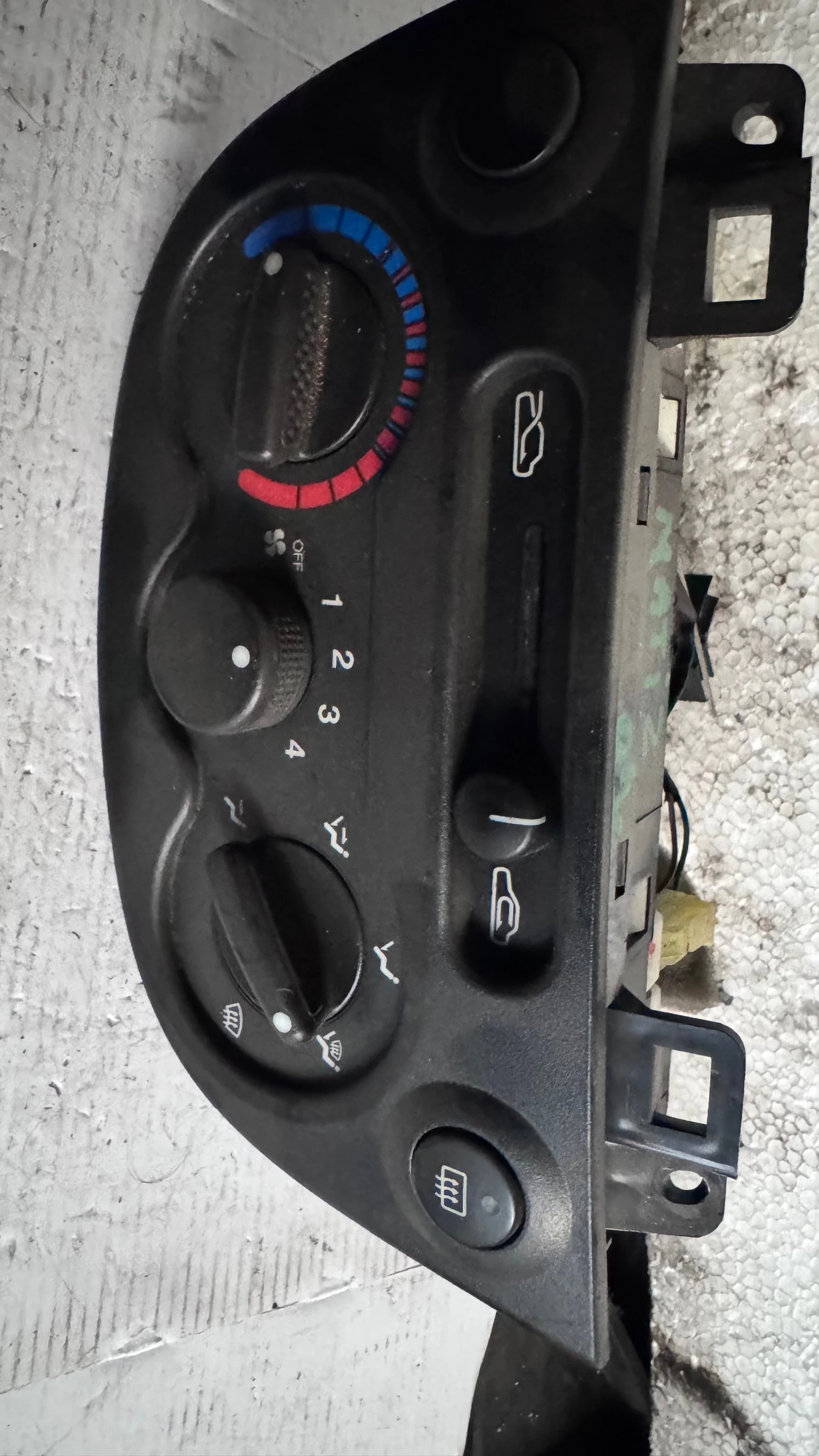   /  /  a Chevrolet Spark - 95979291 | Mobile.bg   1