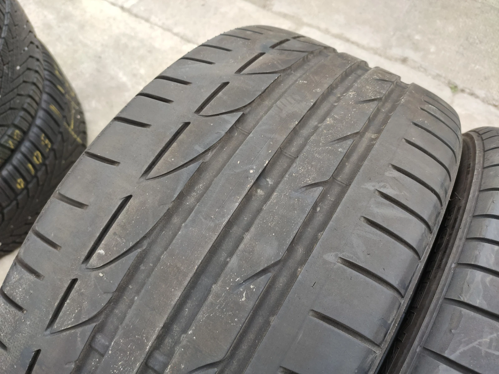  255/40R18 | Mobile.bg   1