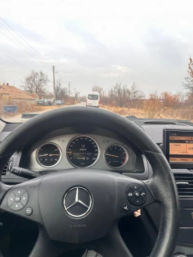 Mercedes-Benz C 200, снимка 7