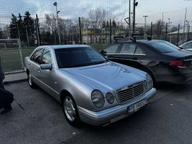     Mercedes-Benz E 200 Compresor