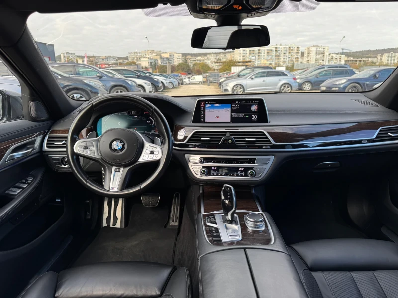 BMW 730 3.0d M Xdrive face+ TV, снимка 9 - Автомобили и джипове - 48080364