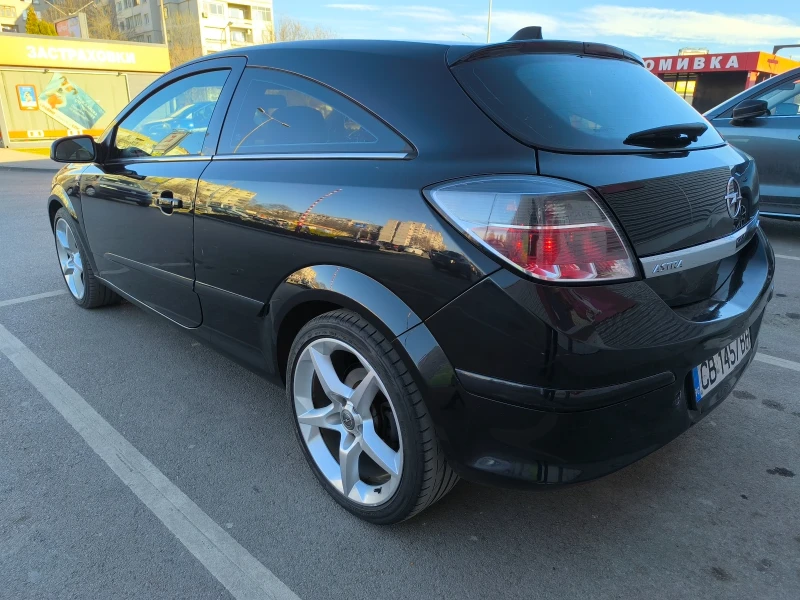 Opel Astra 1.9 CDTI 150 к.с., снимка 2 - Автомобили и джипове - 49144172