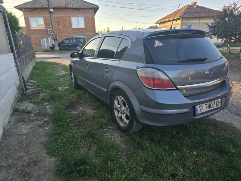 Opel Astra, снимка 4 - Автомобили и джипове - 49314670