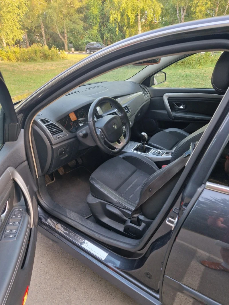 Renault Laguna, снимка 9 - Автомобили и джипове - 52255023