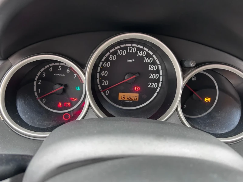 Honda Jazz 1.2 dsi Facelift Sport, снимка 11 - Автомобили и джипове - 52333402