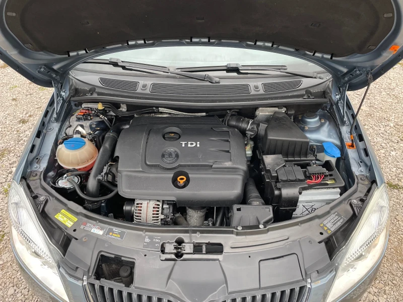 Skoda Roomster 1.4TDI, снимка 14 - Автомобили и джипове - 52354685