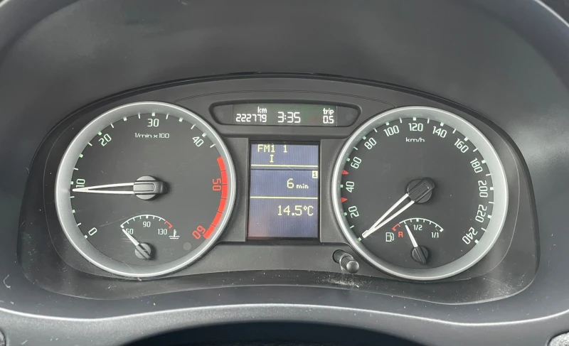 Skoda Roomster 1.4TDI, снимка 13 - Автомобили и джипове - 52354685