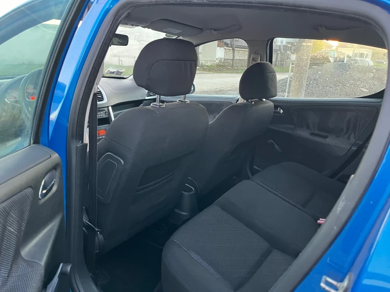 Peugeot 207 1.4 i 88кс, снимка 11 - Автомобили и джипове - 52417384