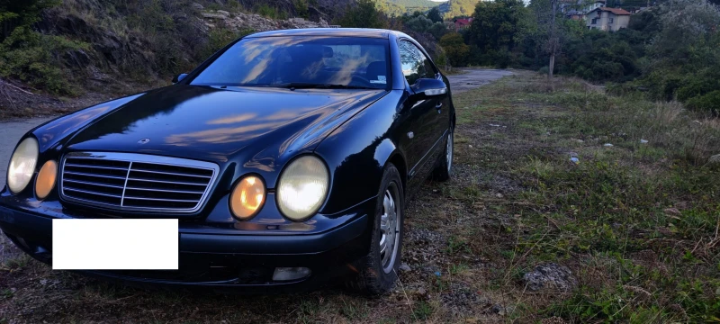 Mercedes-Benz CLK 200kompressor, снимка 5 - Автомобили и джипове - 52722346