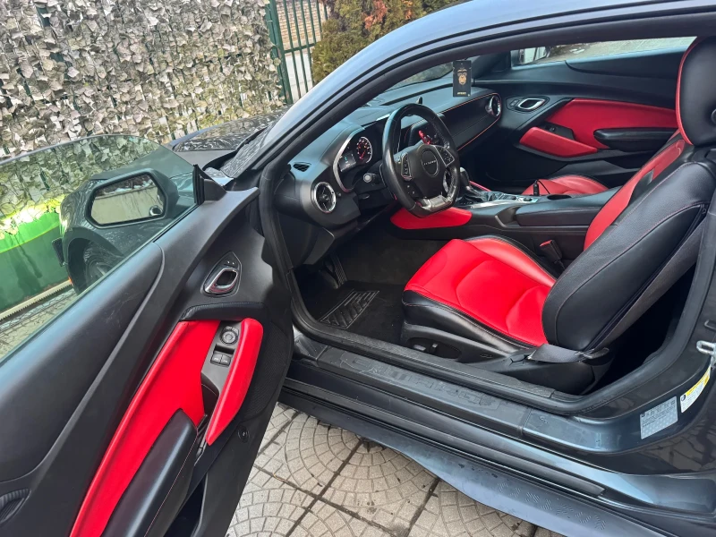 Chevrolet Camaro, снимка 10 - Автомобили и джипове - 52913686