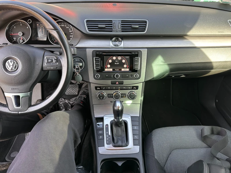 VW Passat 7, снимка 13 - Автомобили и джипове - 52979635