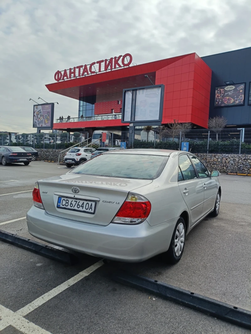 Toyota Camry 2.4i Automatic , снимка 7 - Автомобили и джипове - 53196085