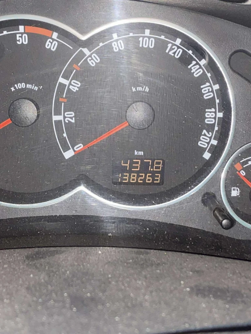 Opel Meriva, снимка 2 - Автомобили и джипове - 53407272