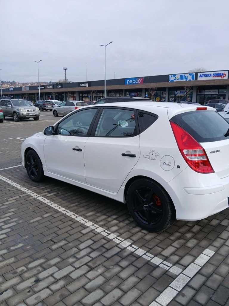 Hyundai I30, снимка 5 - Автомобили и джипове - 53225377