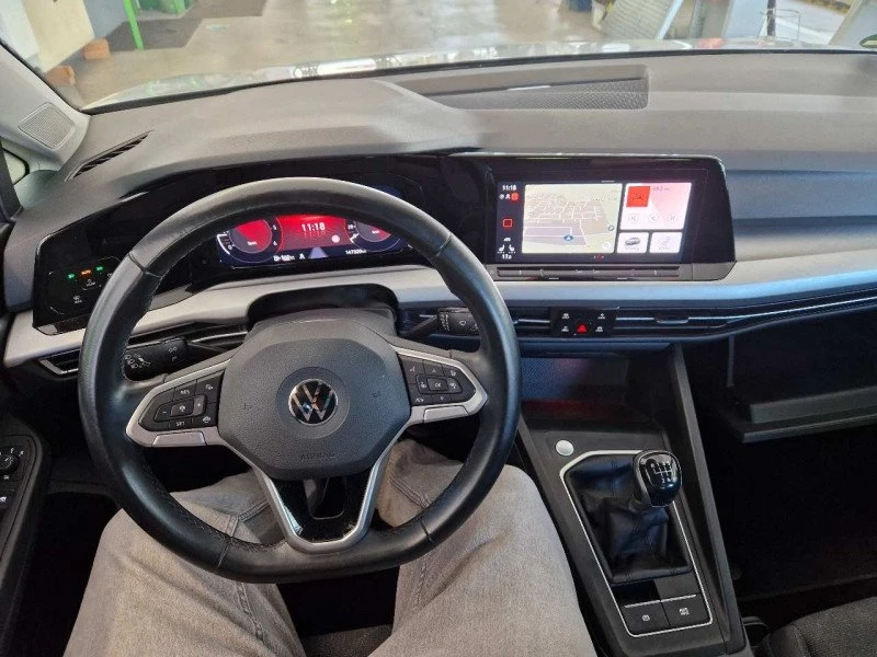 VW Golf Variant 2.0 TDI Life, снимка 8 - Автомобили и джипове - 55391021